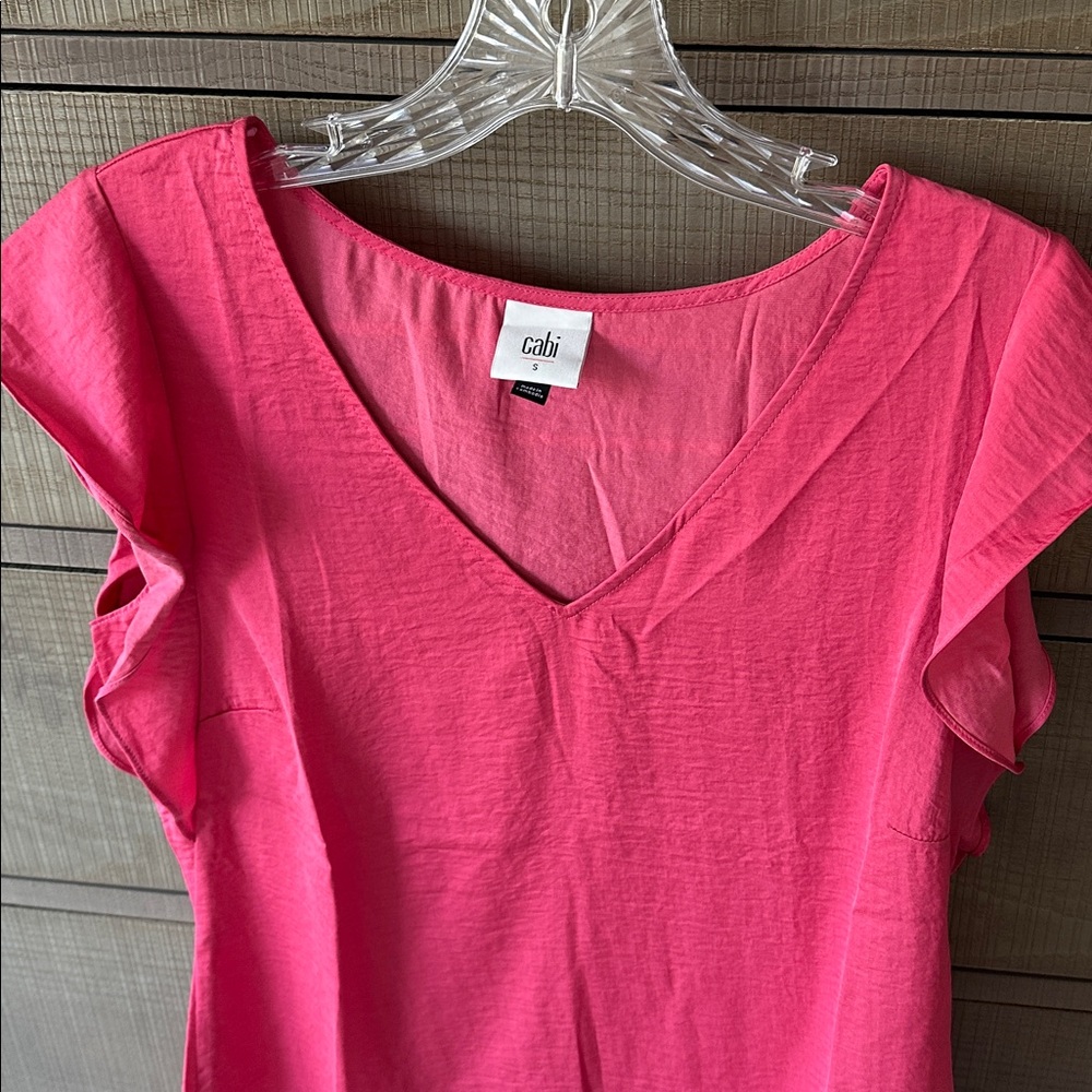 Cabi NWT Rose Top with Ruffle Sleeve - Picture 2 of 5